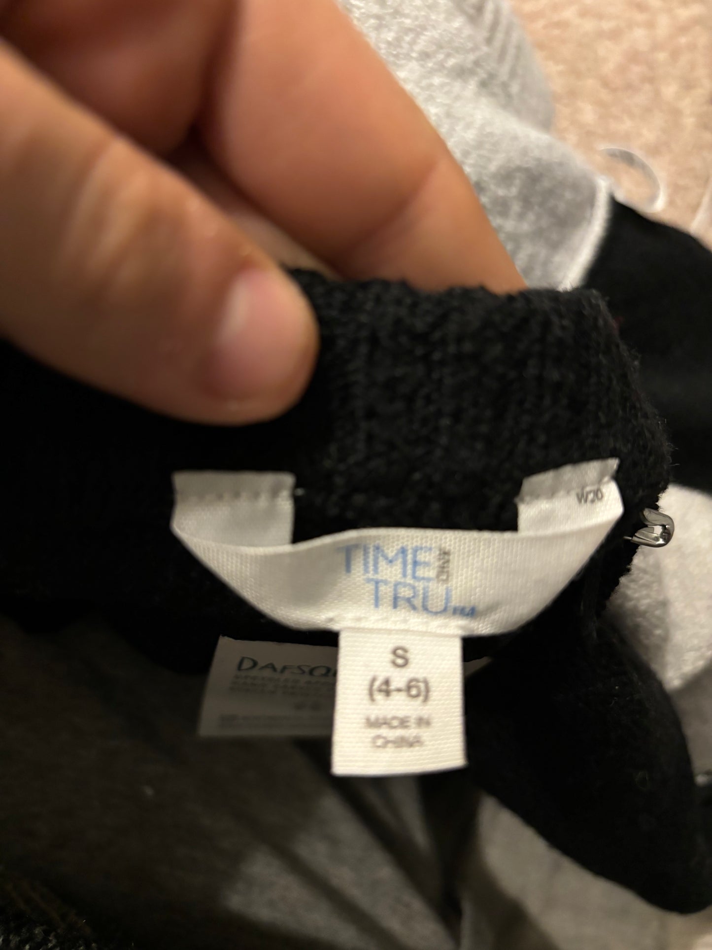 S - Colorado Sweater