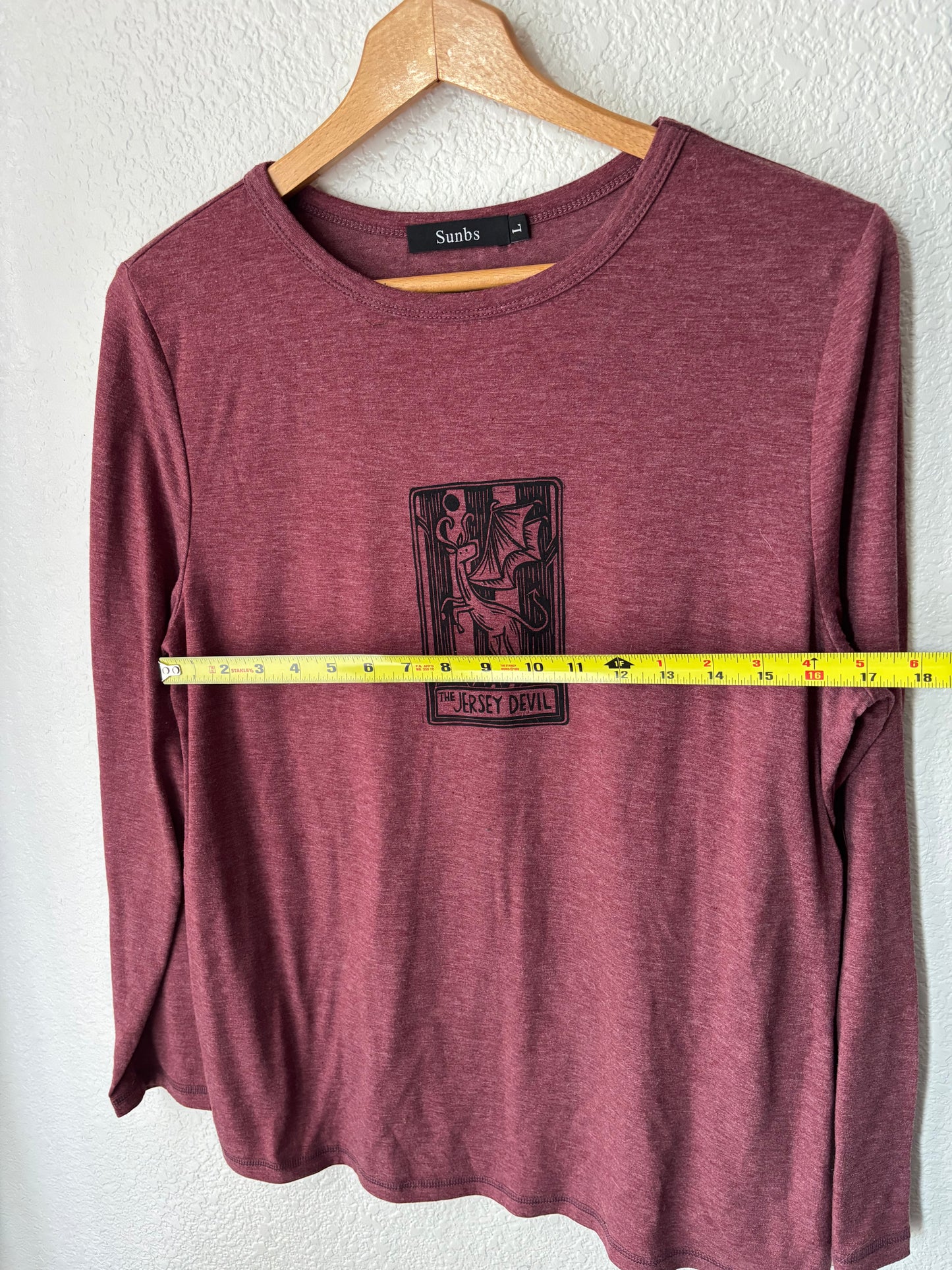 L chupacabra long sleeves