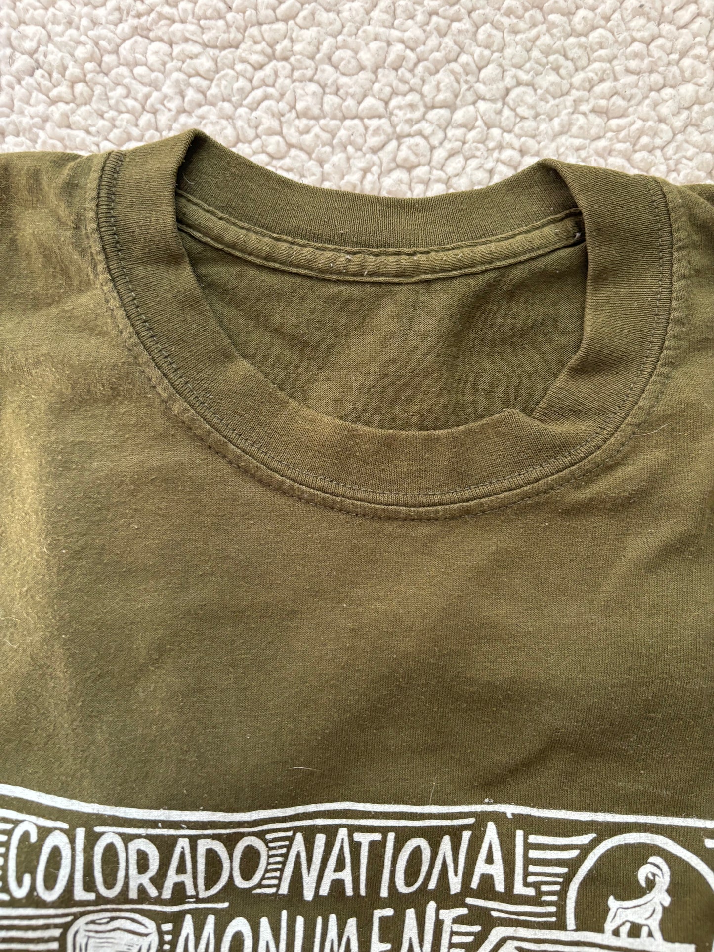 L - Monument T-shirt