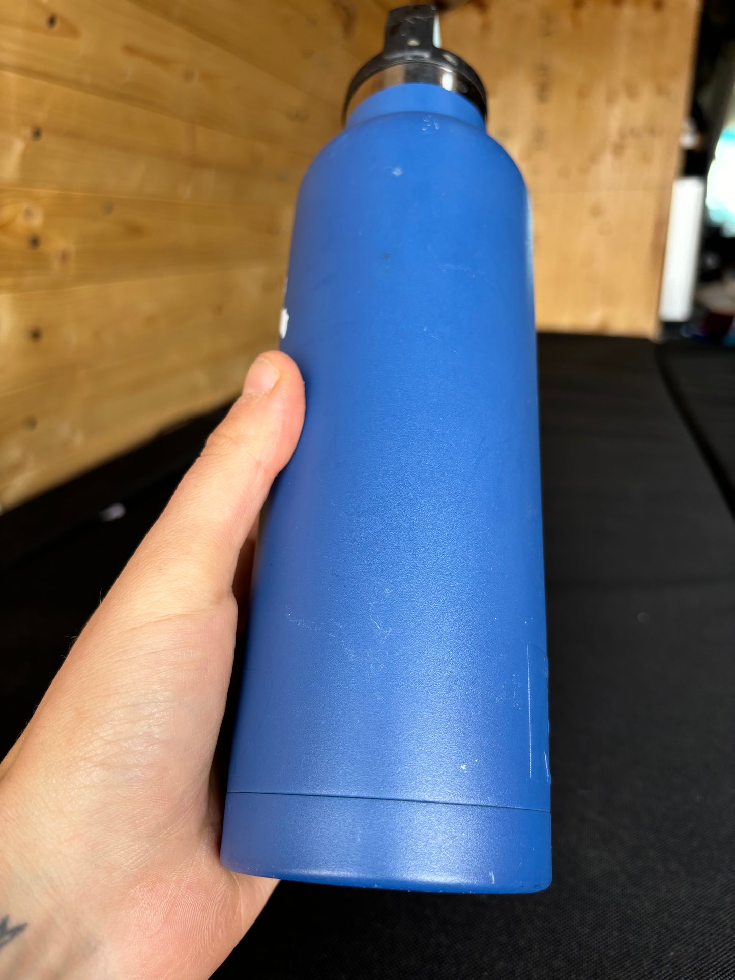 Sasquatch upcycled insulated bottle - blue