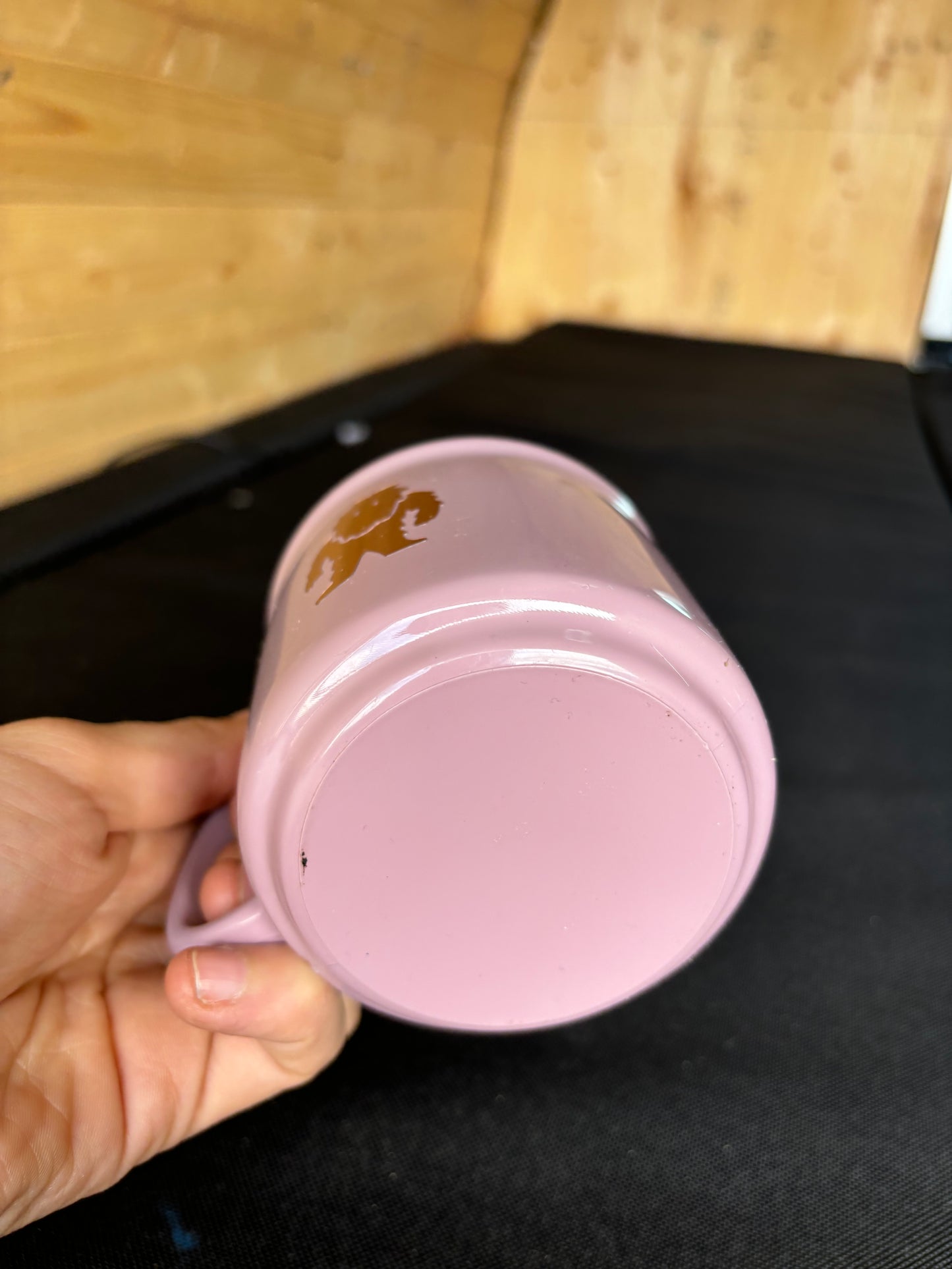 Yeti upcycled mug - gold - light pink