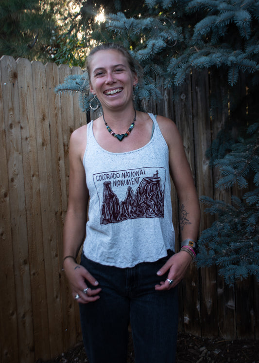 S - Monument Tank top