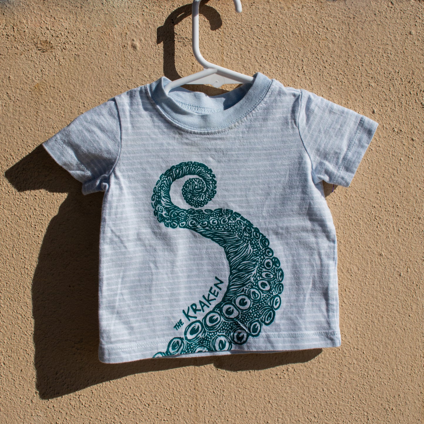 6M - Kraken T-shirt