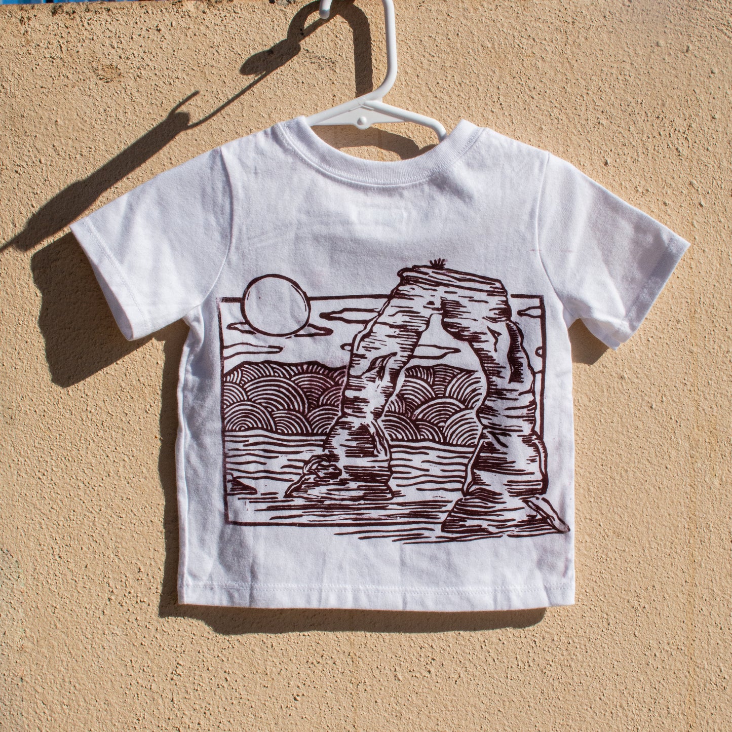 18M - Arches T-shirt