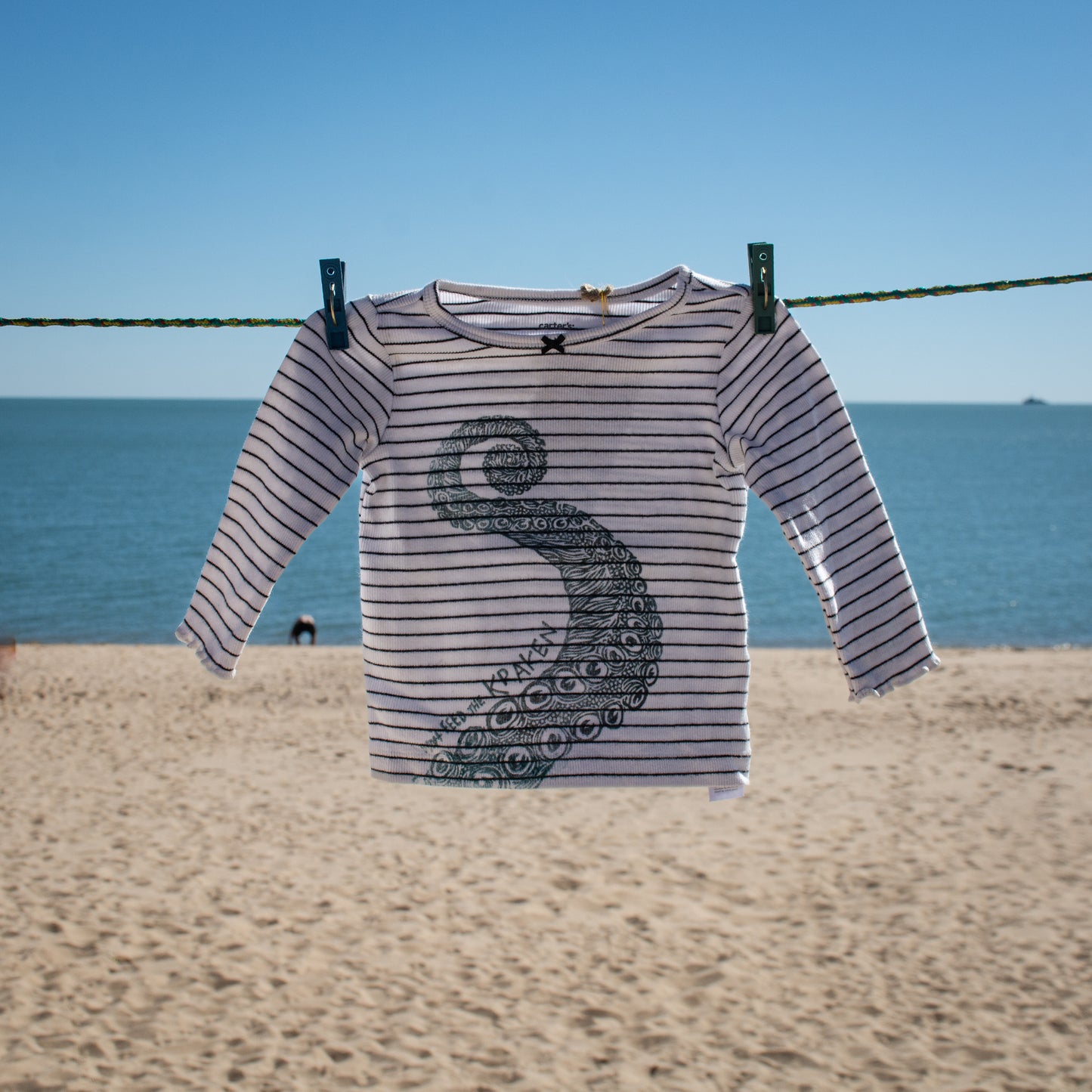 12M - Kraken long sleeves