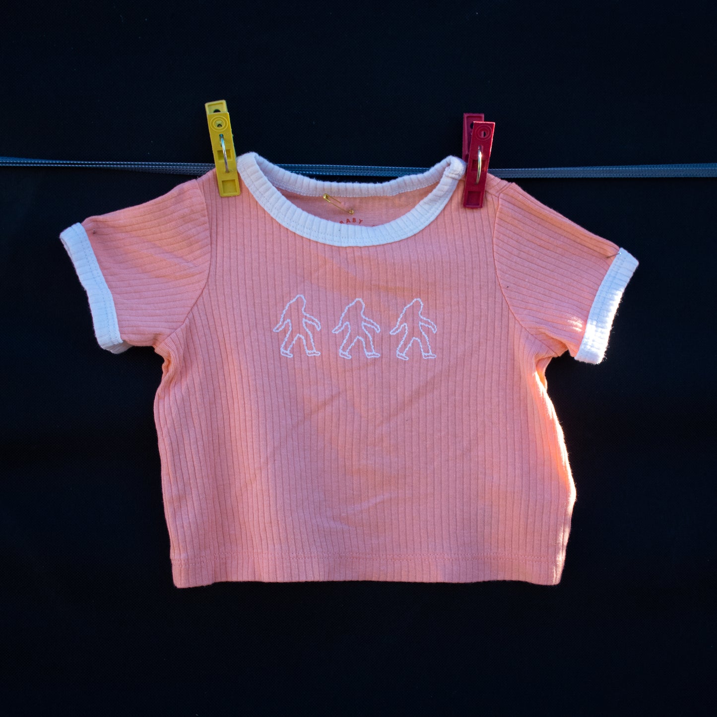 0-3m - squatch trio T-shirt