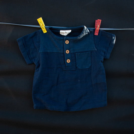 6-9 M- Kraken t-shirt