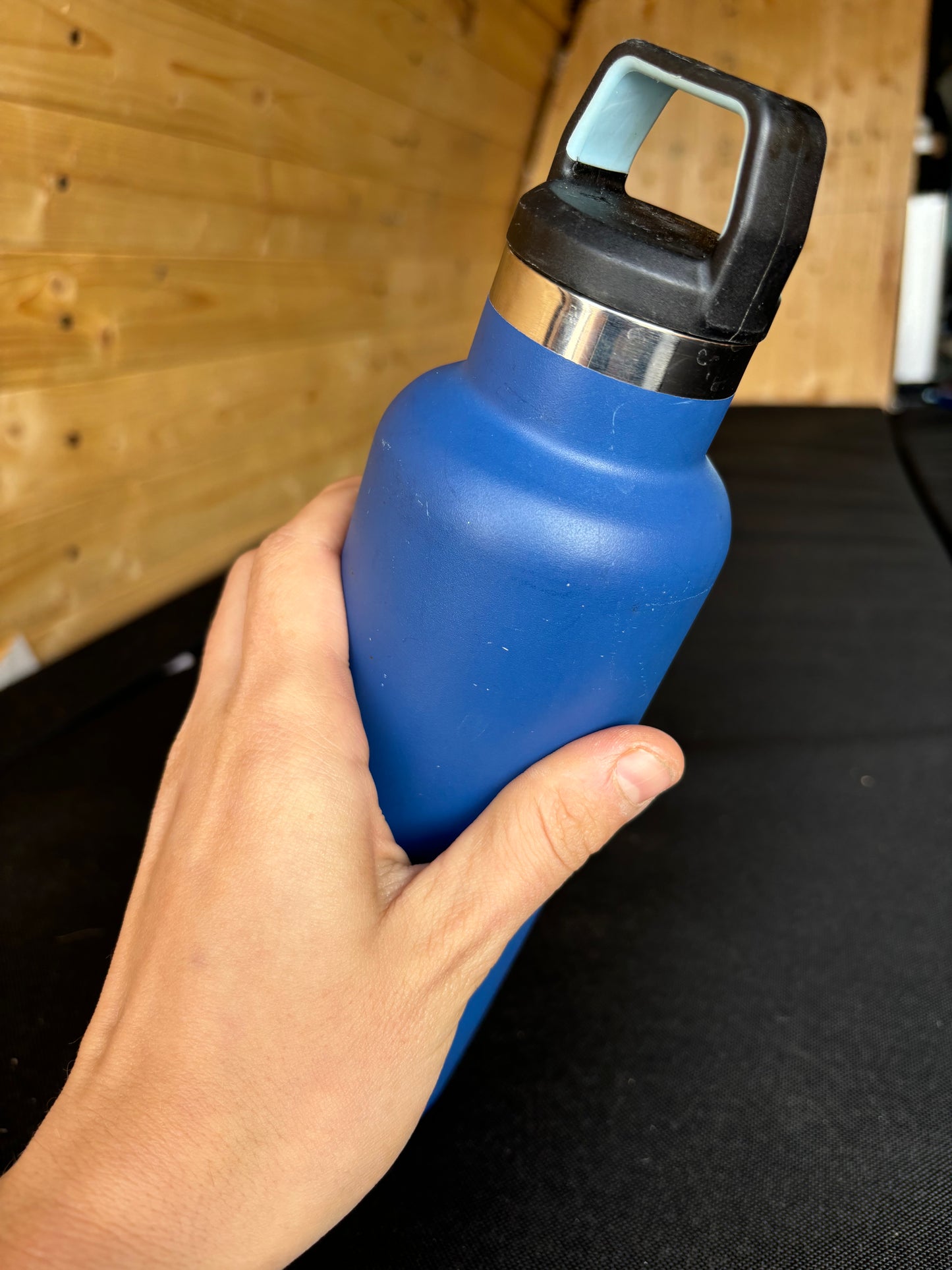 Sasquatch upcycled insulated bottle - blue