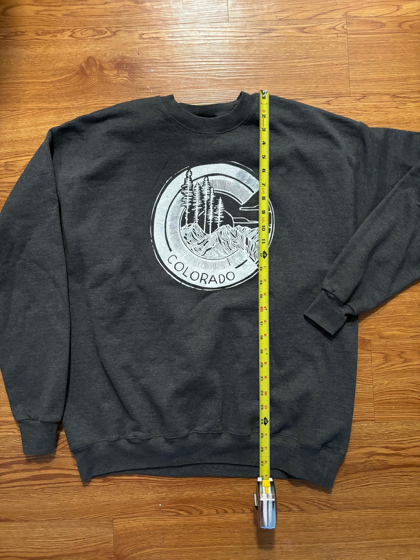 L - Colorado crew neck