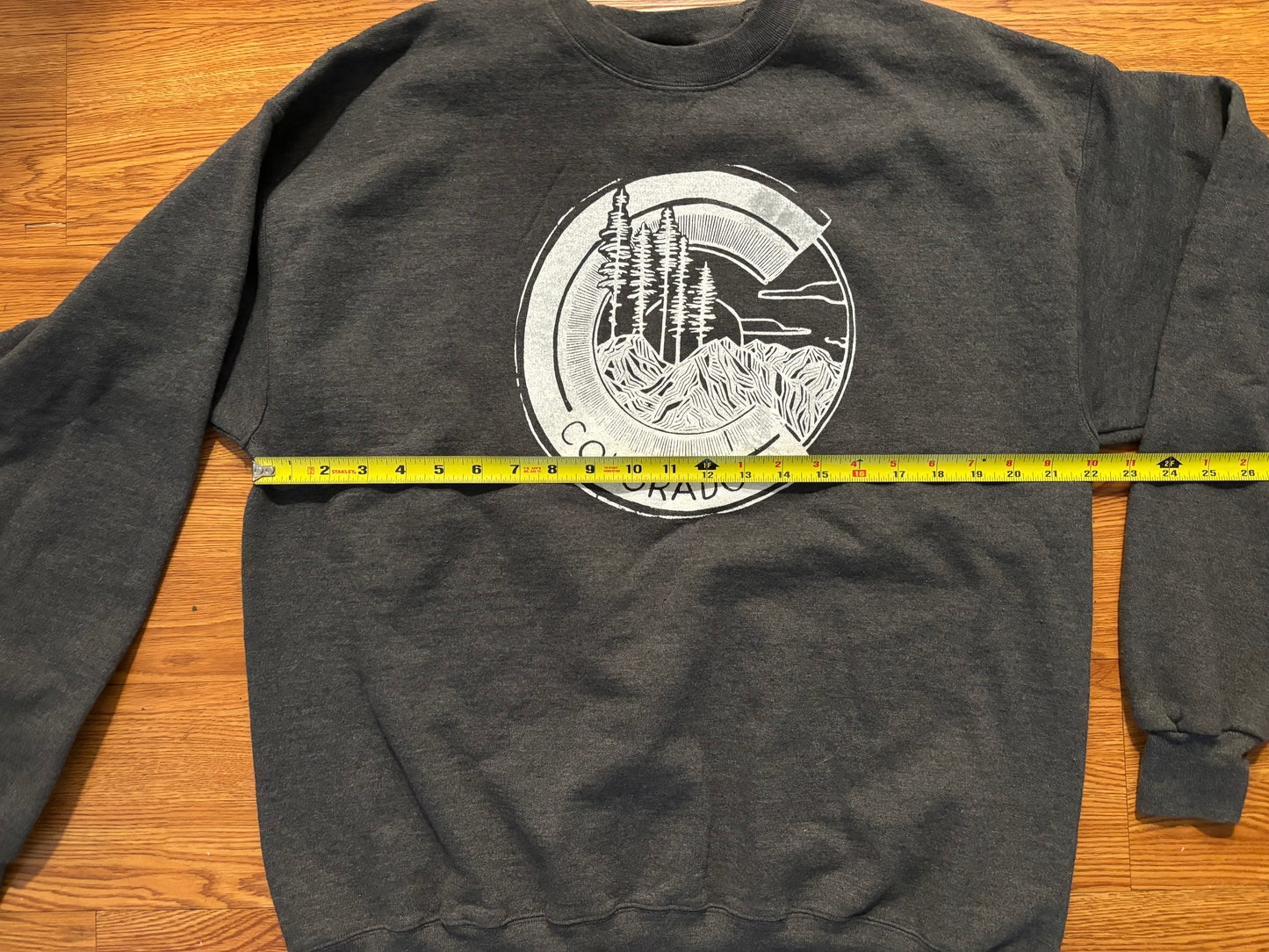 L - Colorado crew neck