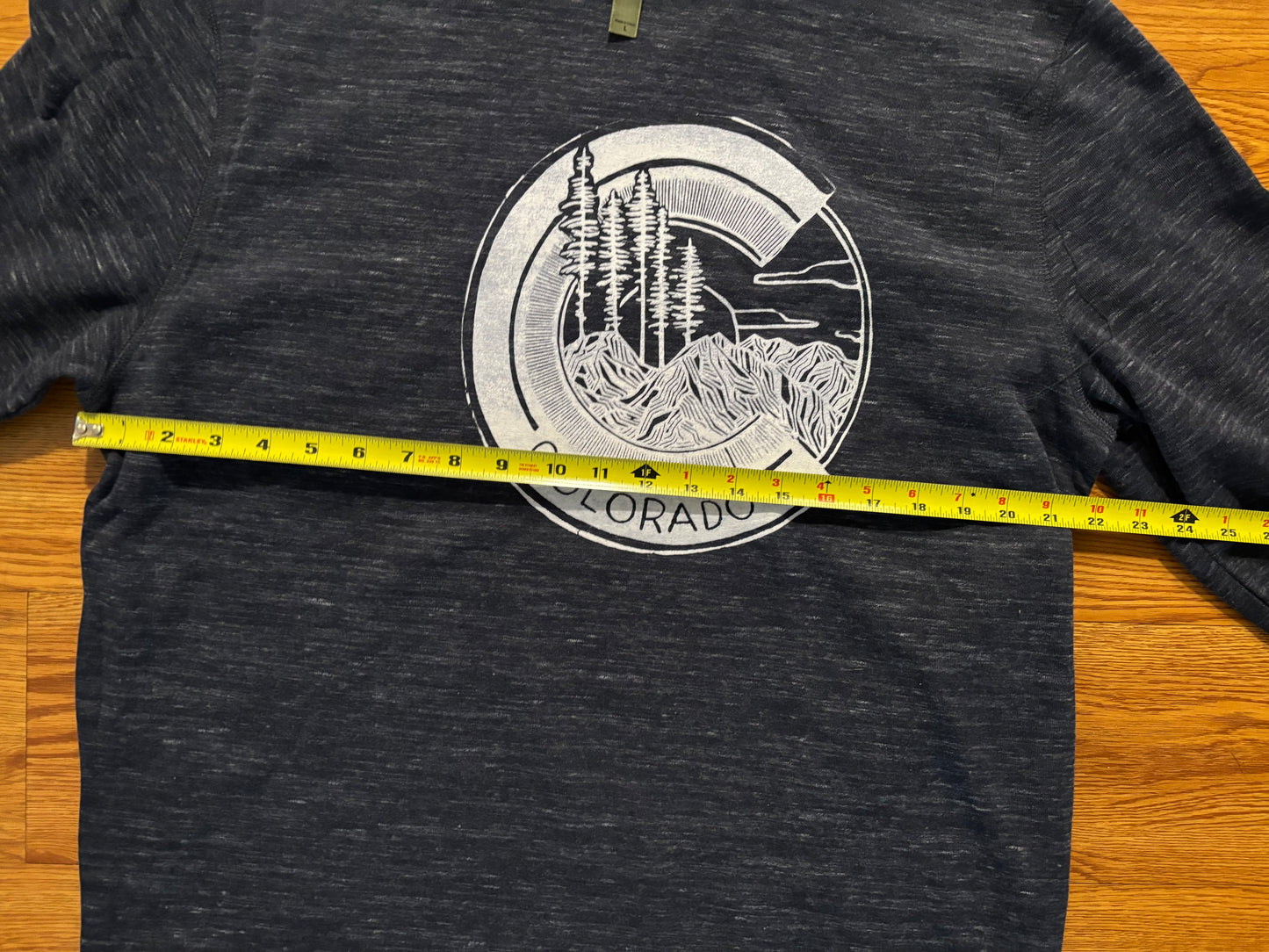 L - Colorado crew neck