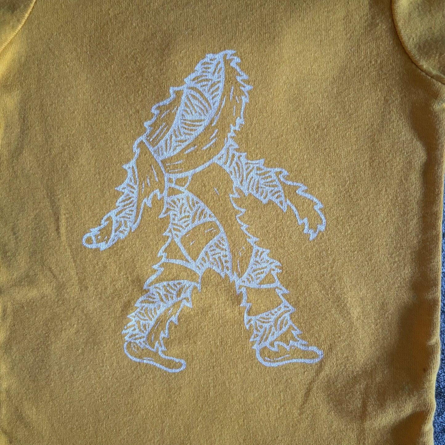 12M - Baby squatch onesie