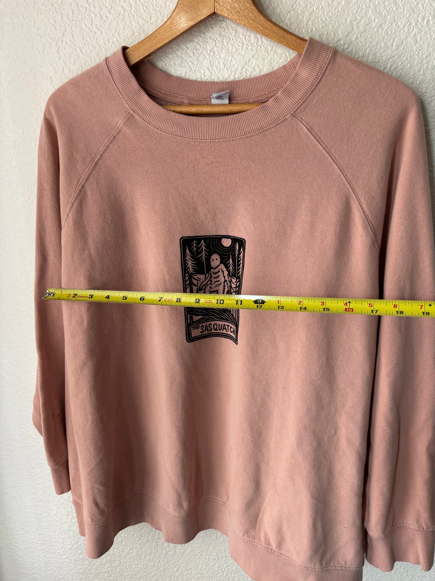 2XL Sasquatch sweater