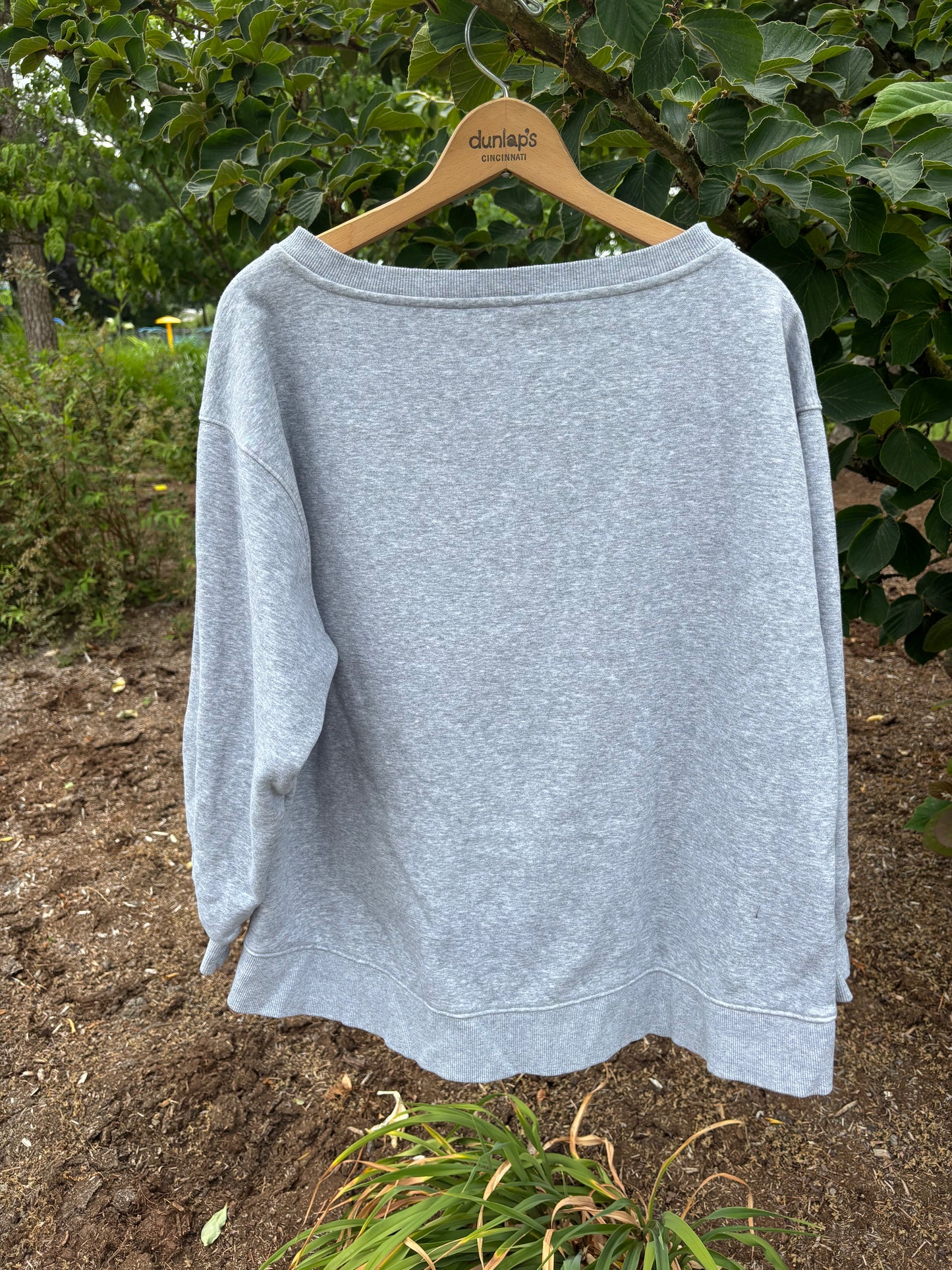 L - Bigfoot confidential crew neck