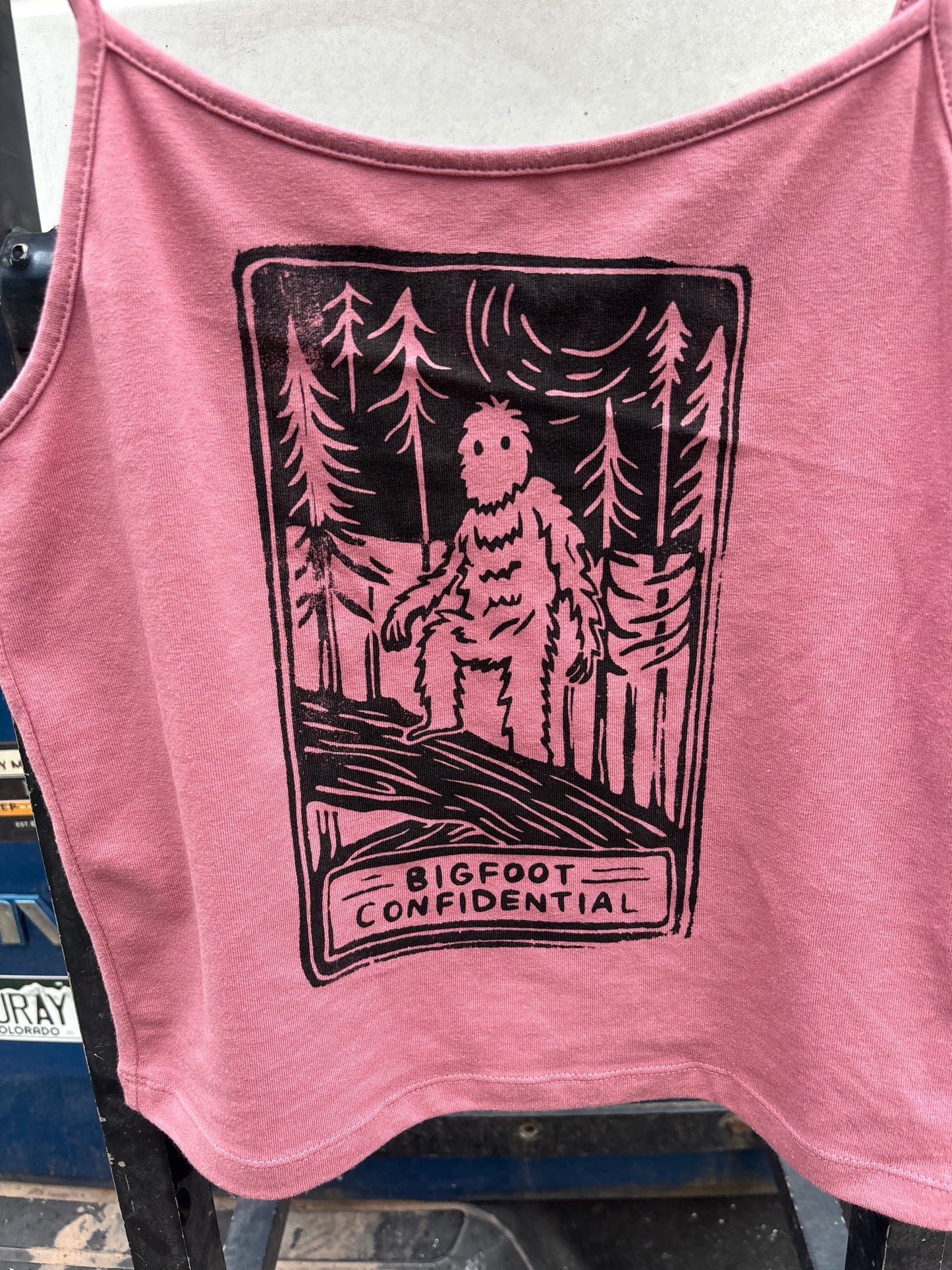 M - Bigfoot confidential tank top
