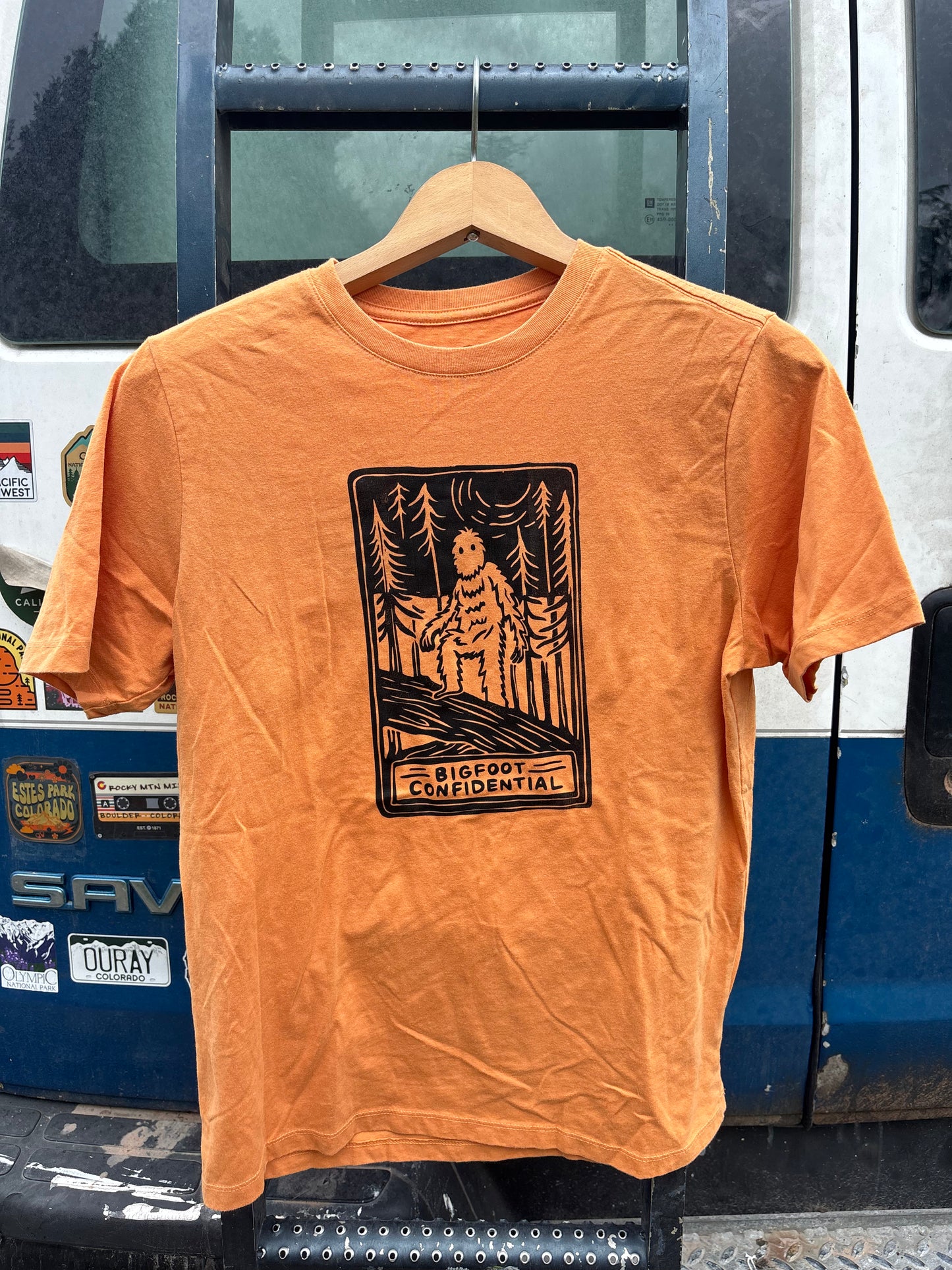 XS - Bigfoot confidential T-shirt
