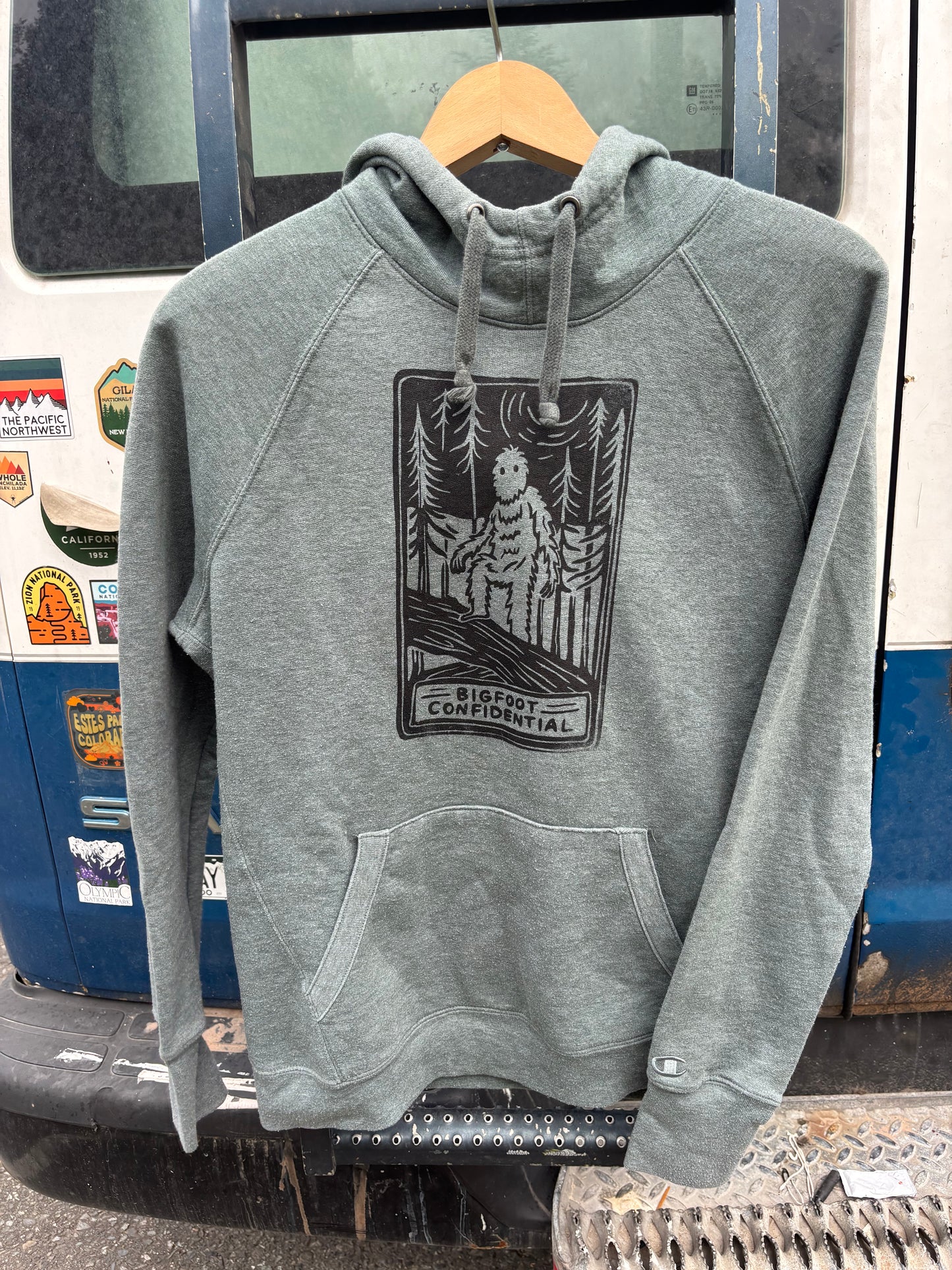 L - Bigfoot confidential hoodie