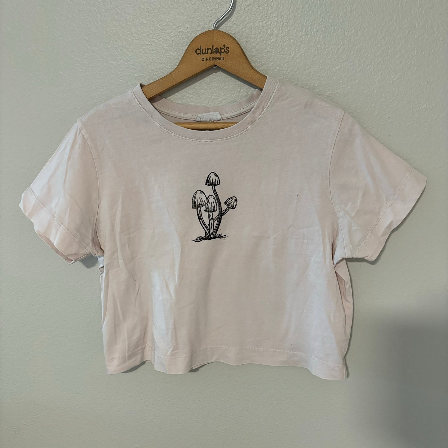 M - Fairy caps T-shirt