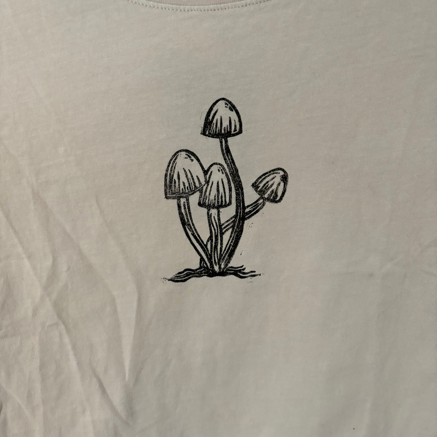 M - Fairy caps T-shirt