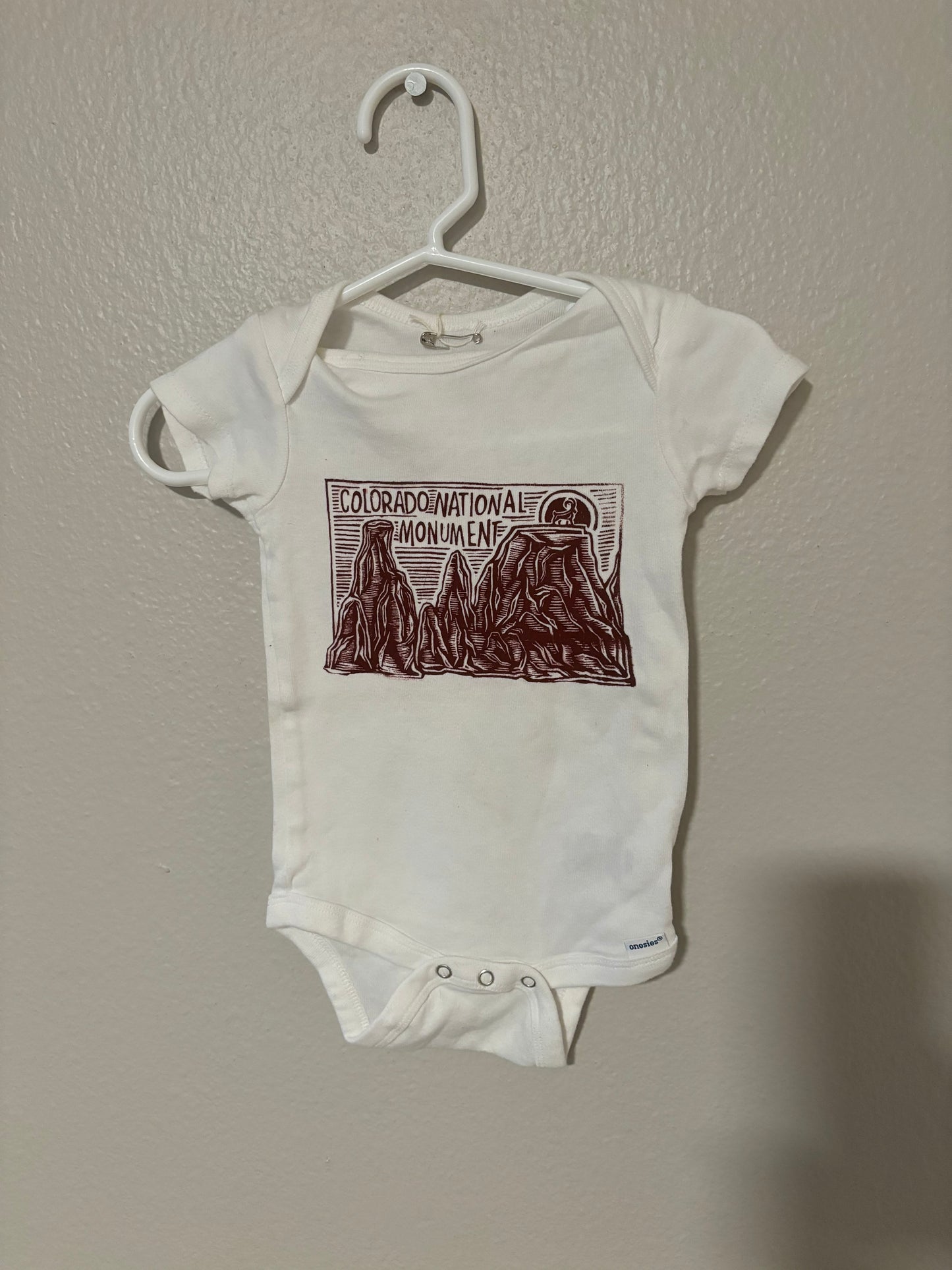 6-9M - Monument onesie