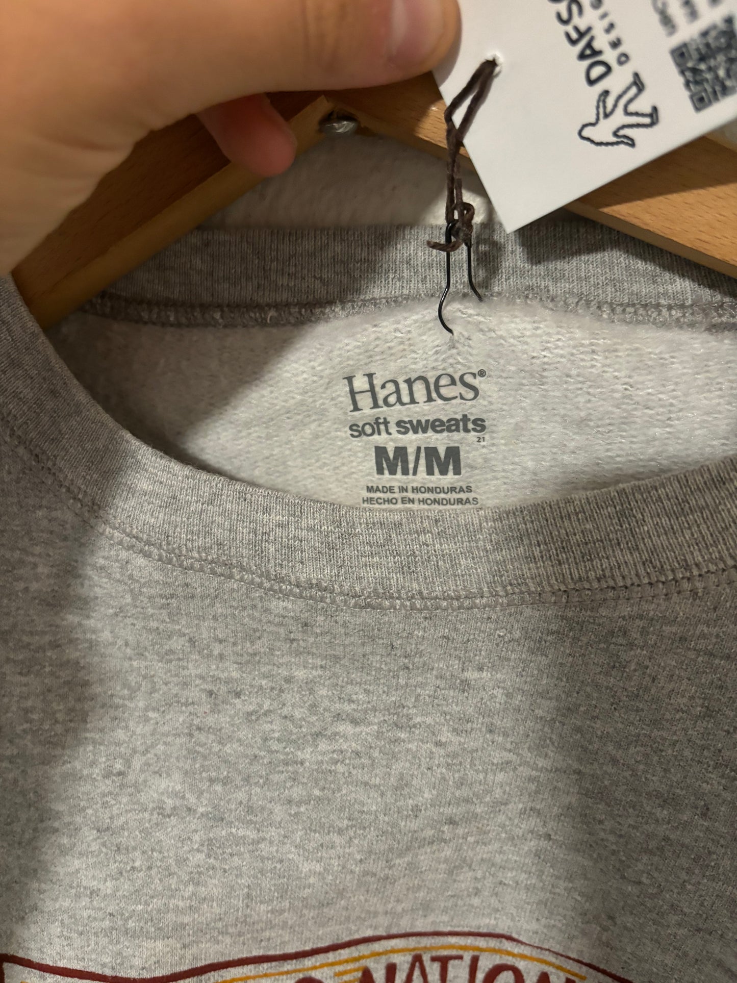 M jr - monument sweater