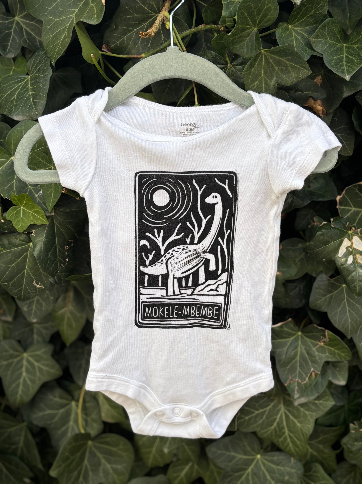 0-3m Mokele-Mbembe onesie