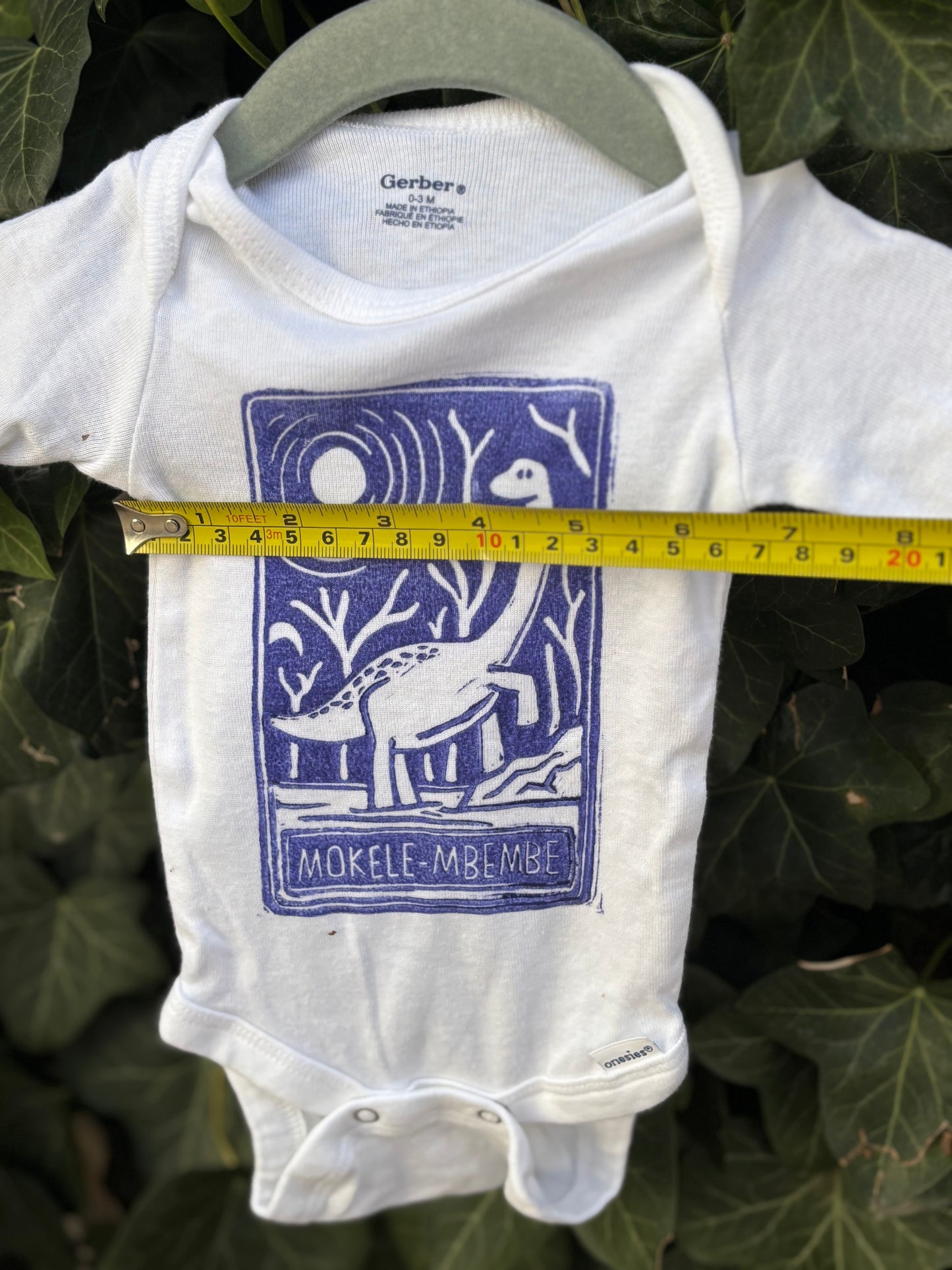 0-3m Mokele-Mbembe onesie