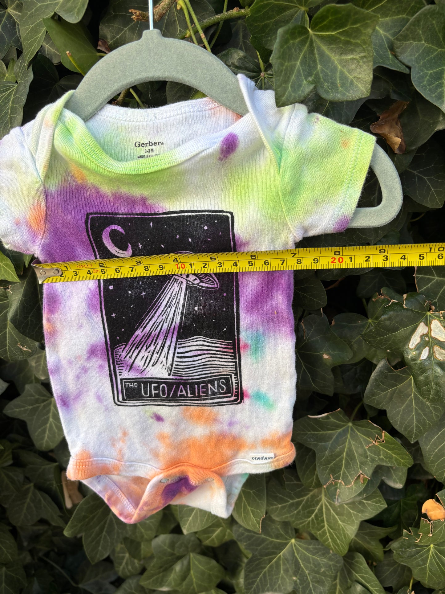 0-3m UFO/Aliens onesie