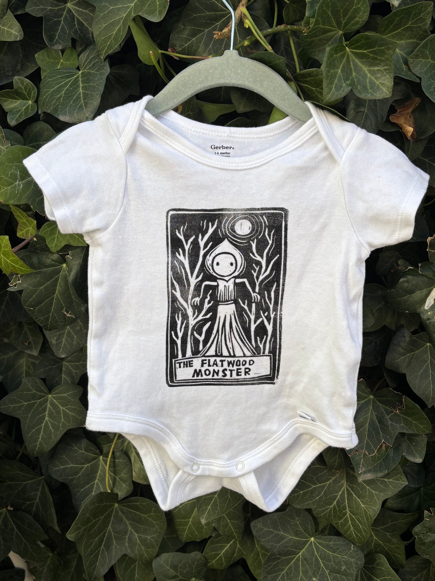 3-6m Flatwood monster onesie