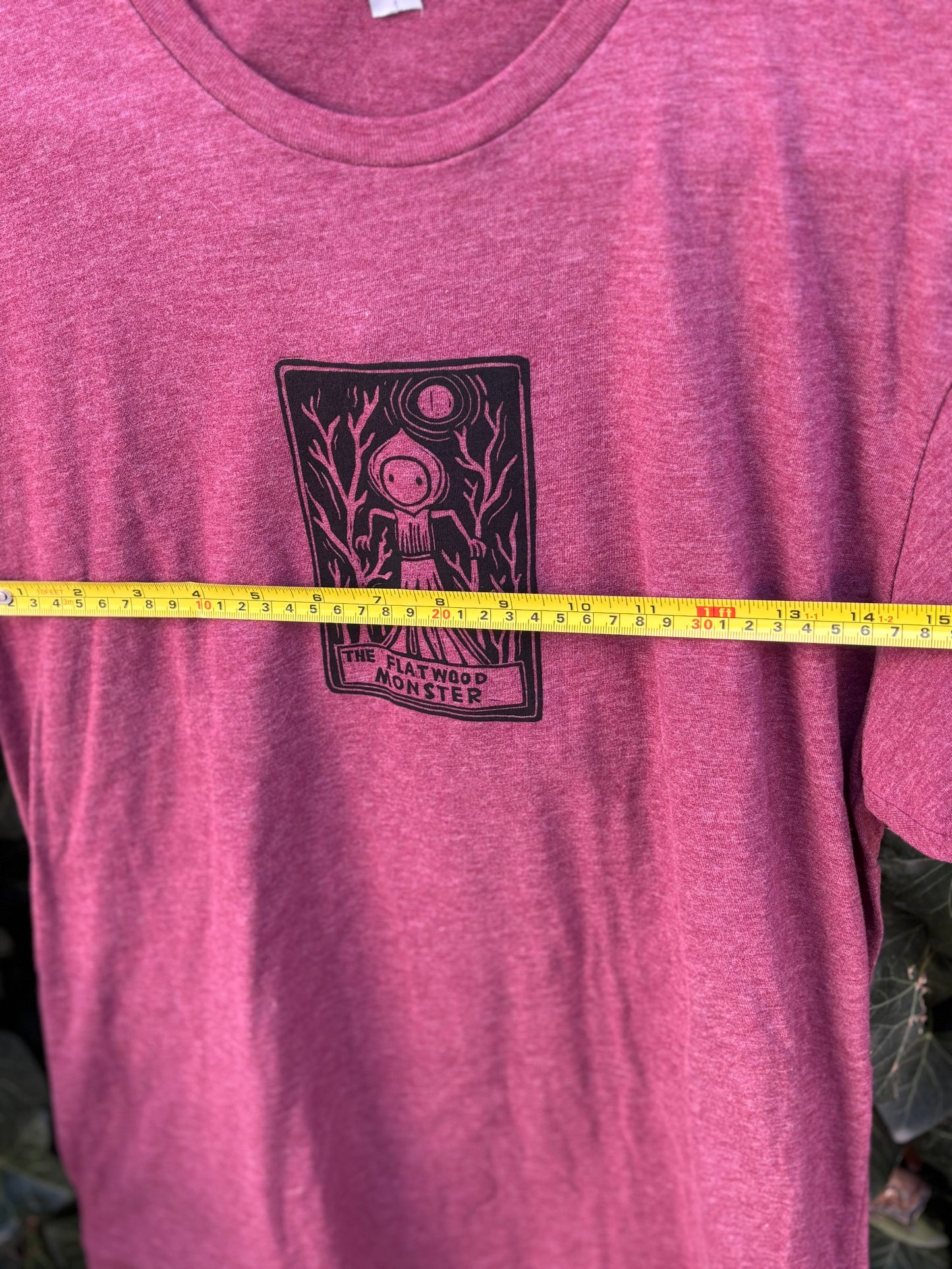 L Flatwood monster T-shirt