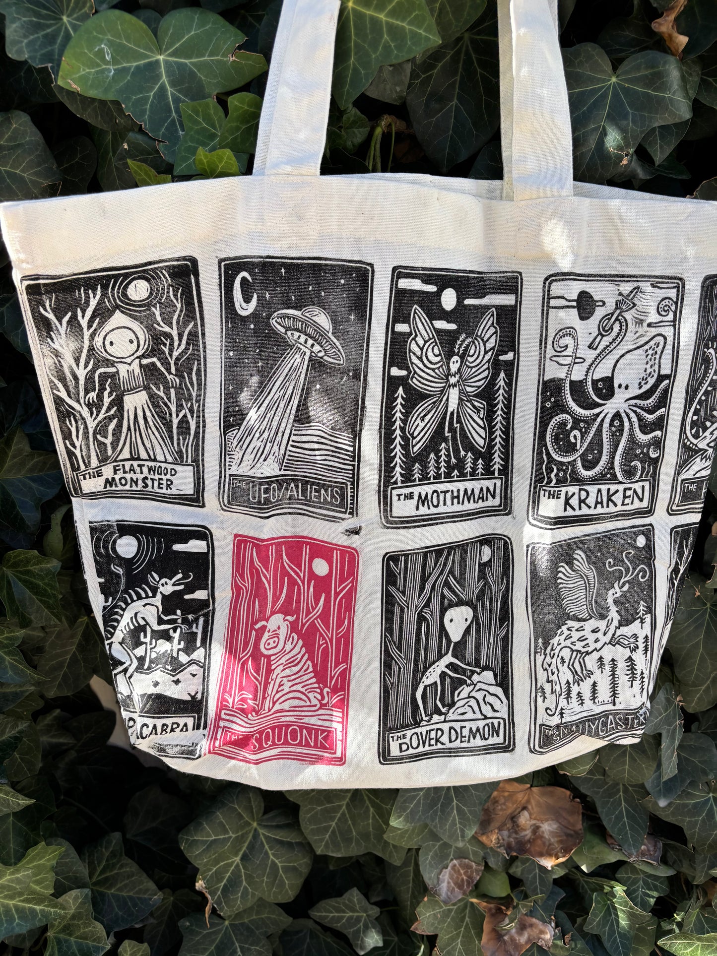 Tarot cryptids tote bag single sided