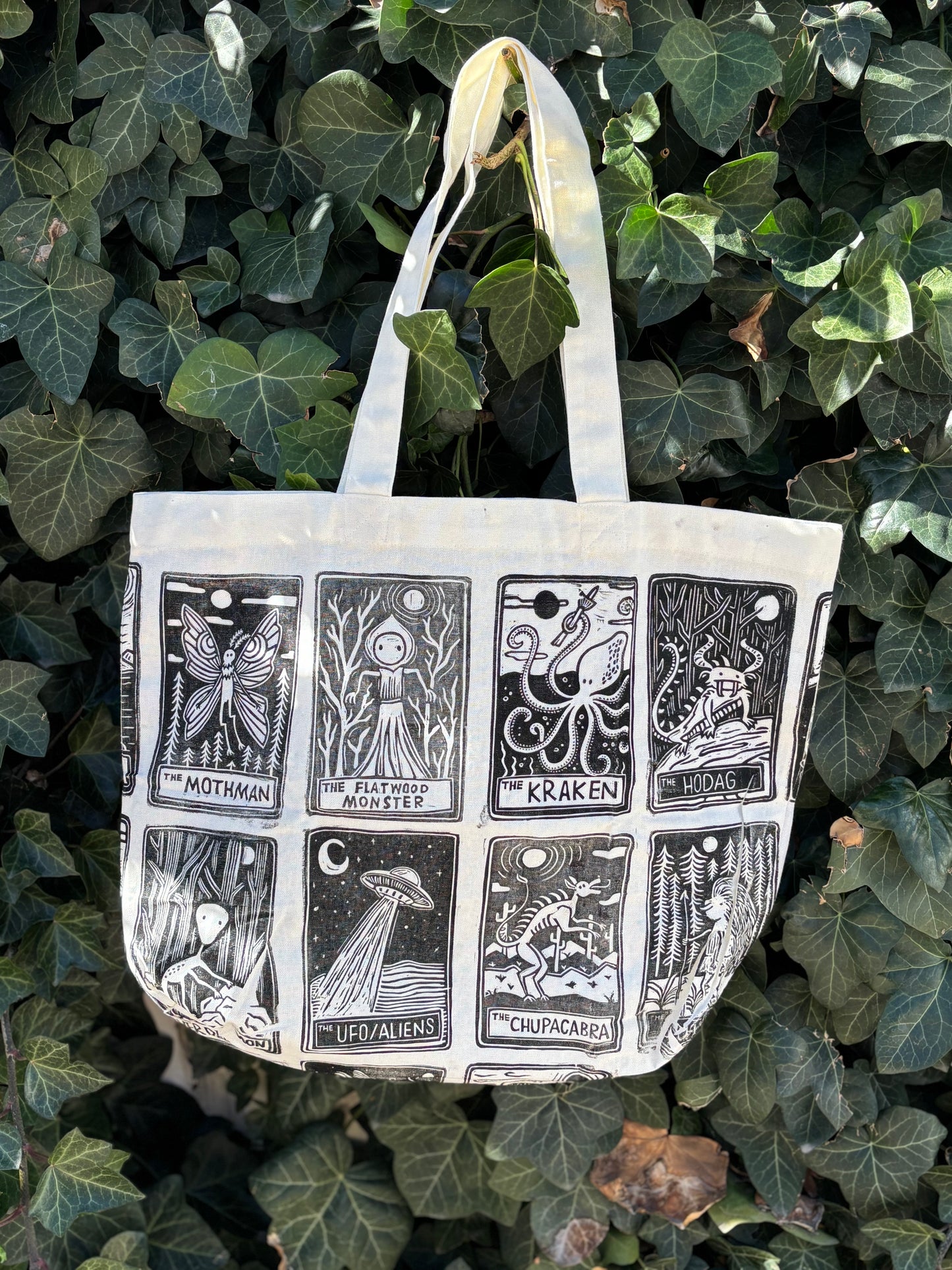 Tarot cryptids tote bag single sided