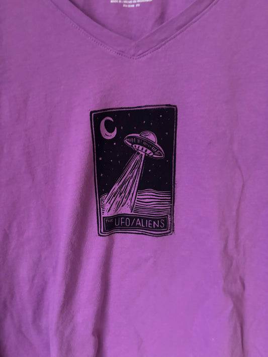 XL UFO T-shirt