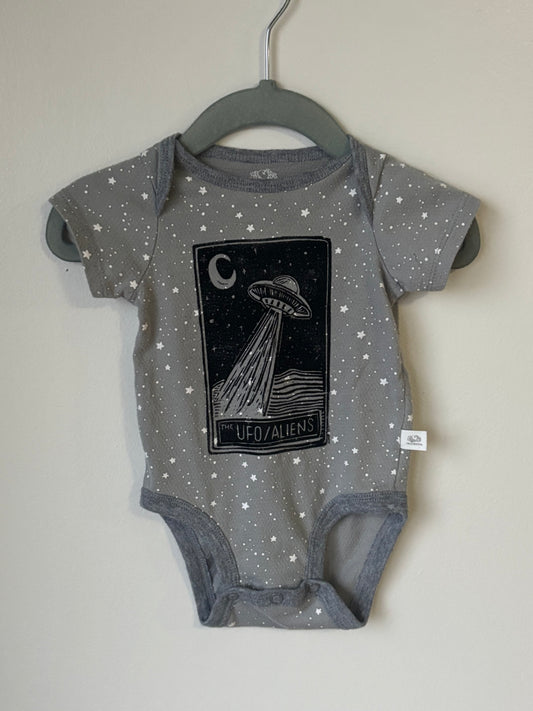 3-6m UFO onesie