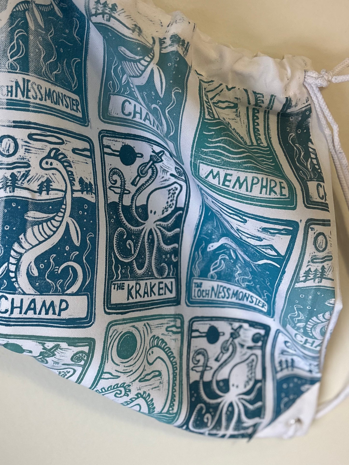 Tarot water cryptids string bag double sided