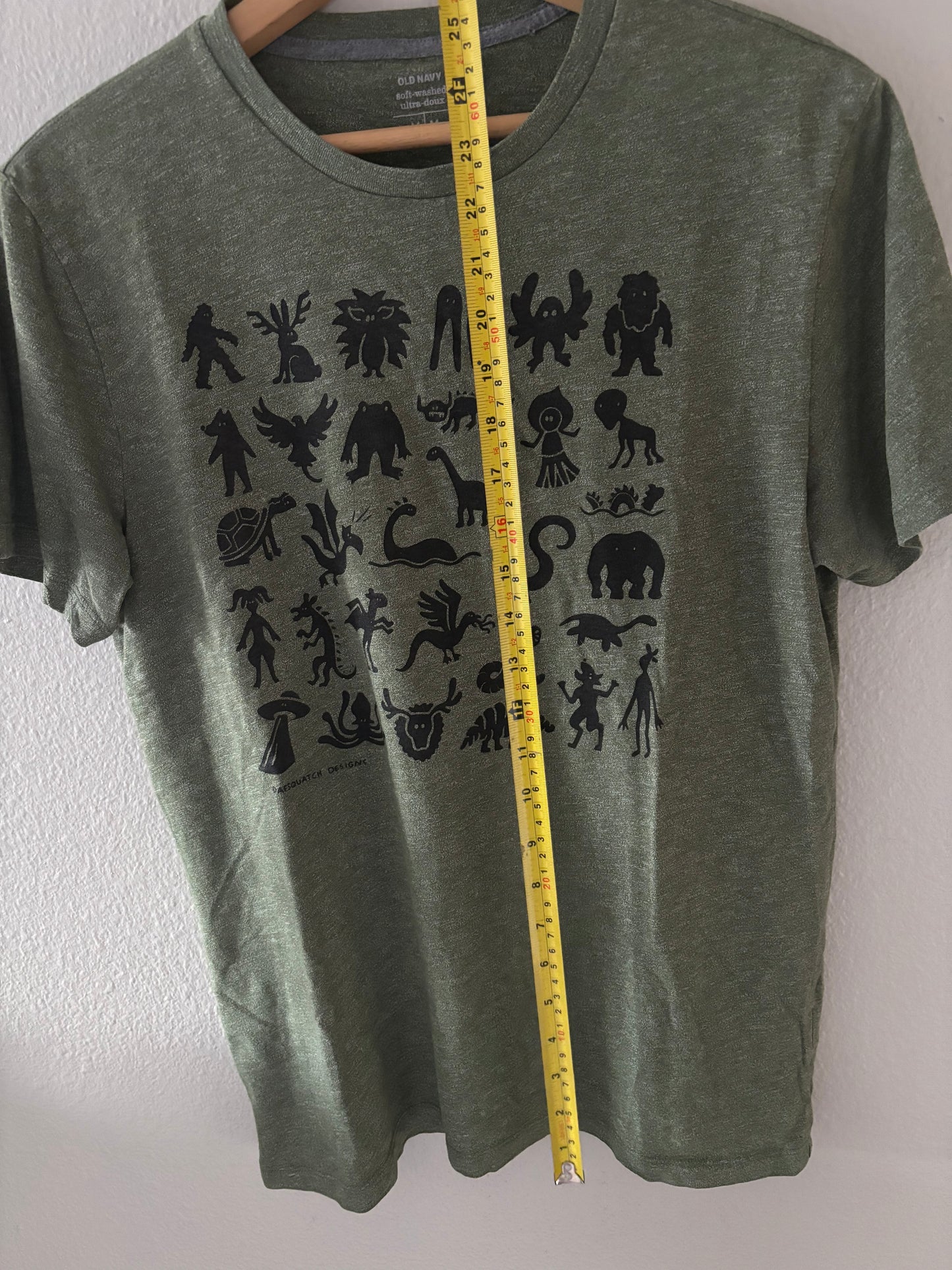 M - Mini monsters T-shirt