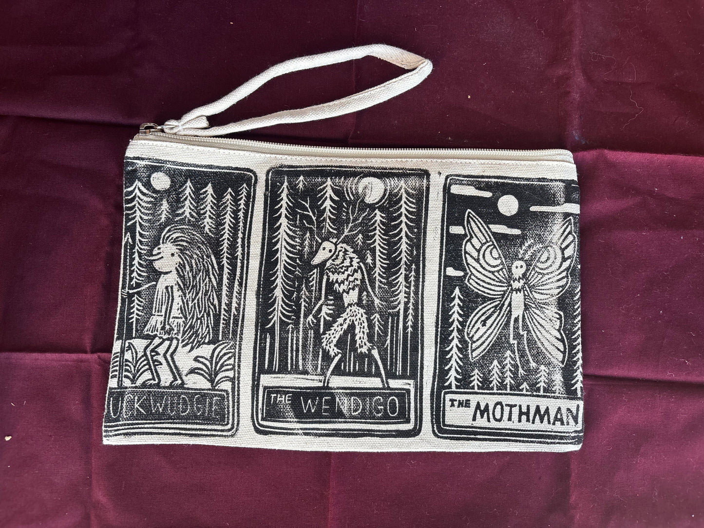 Tarot cryptids small pouch