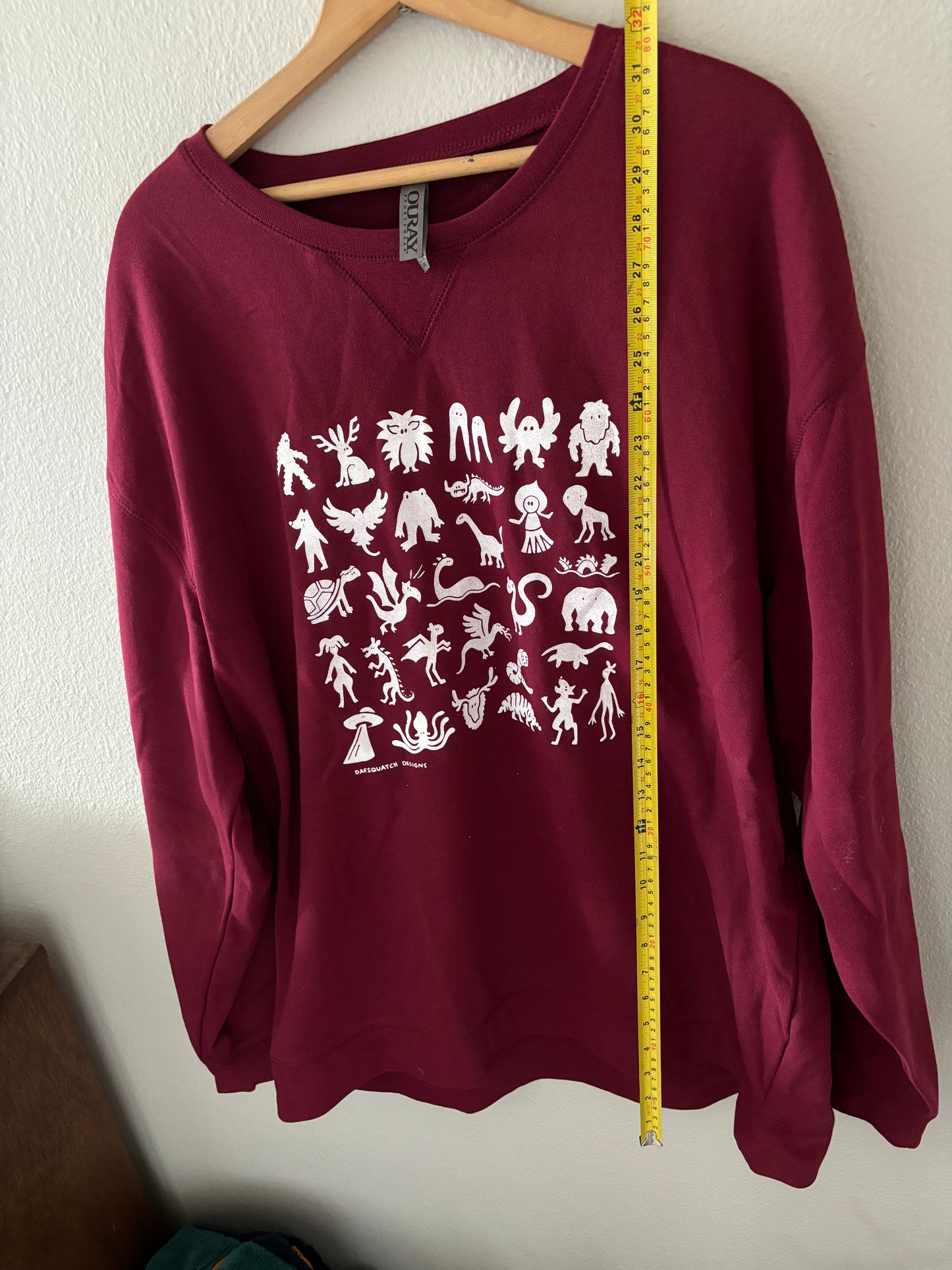 2XL - Mini monsters Crew neck