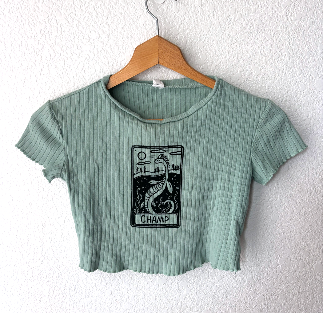 XS Champ cropped shirt