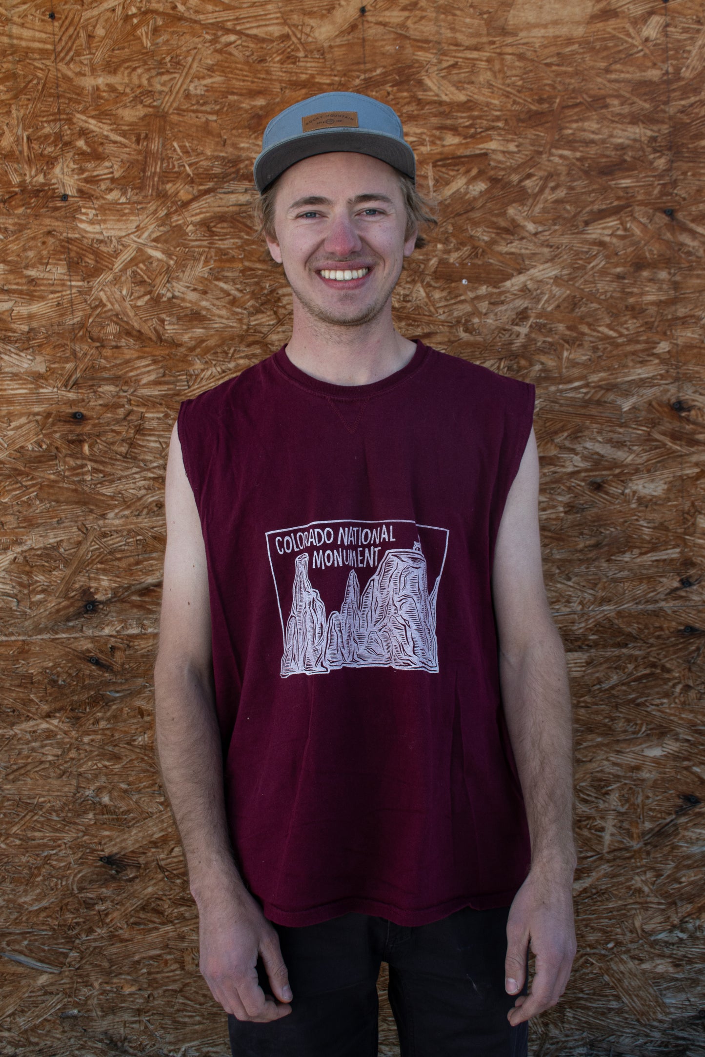 L - Monument Tank top