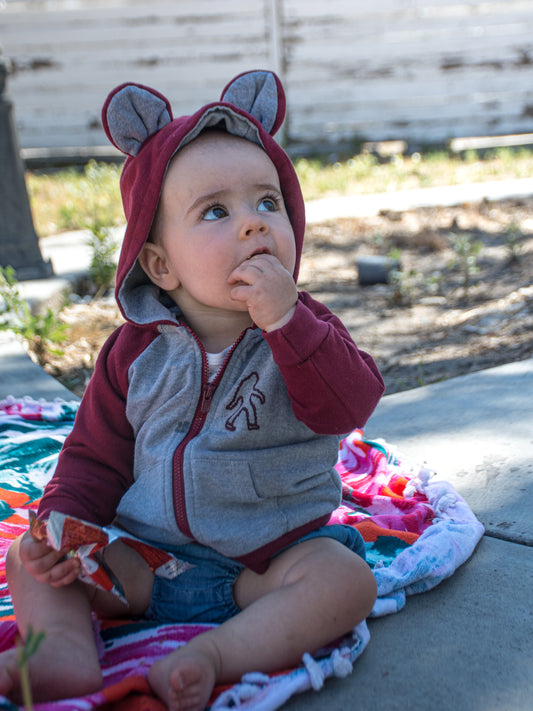 6-9M - Monument zipup with ears